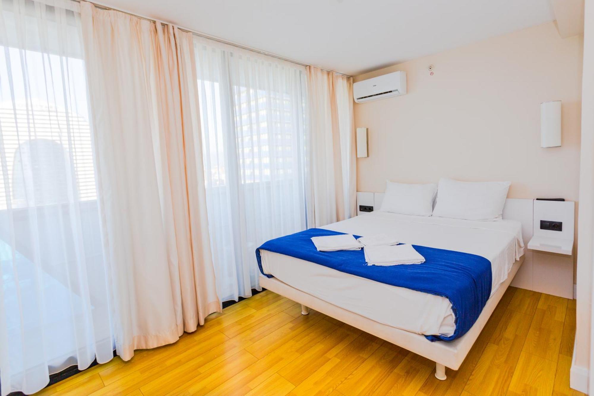 Best Location Apartments In Batumi Exterior photo